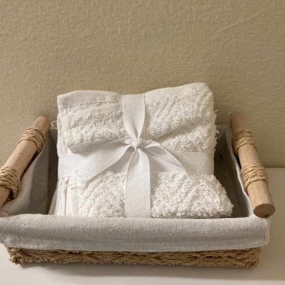 Set OF 2 Beige Rope Wicker Storage Baskets with Handles Decorative Storage Bins - Picture 8 of 10